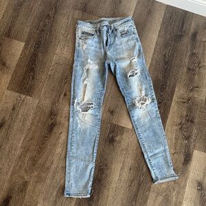 American Eagle Outfitters Light Blue Distressed Skinny Jeans